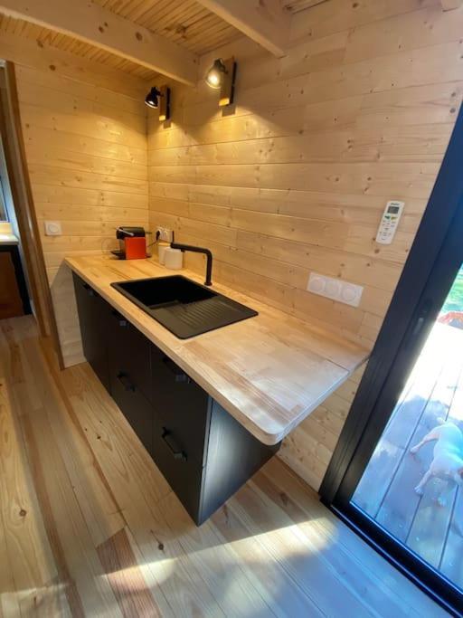 Tiny House Atypique Tout Confort 4 Pers Jardin ラ・ギャルド エクステリア 写真